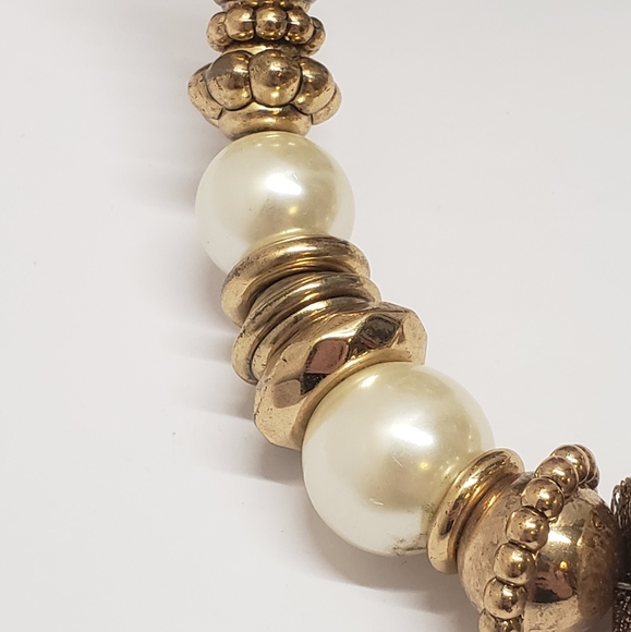 Vintage Gold Tone Metal & Faux Pearl Statement Necklace - Picture 8 of 12